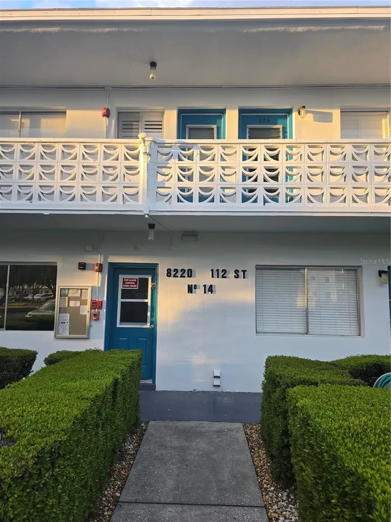 8220 112th Street Seminole FL 33772