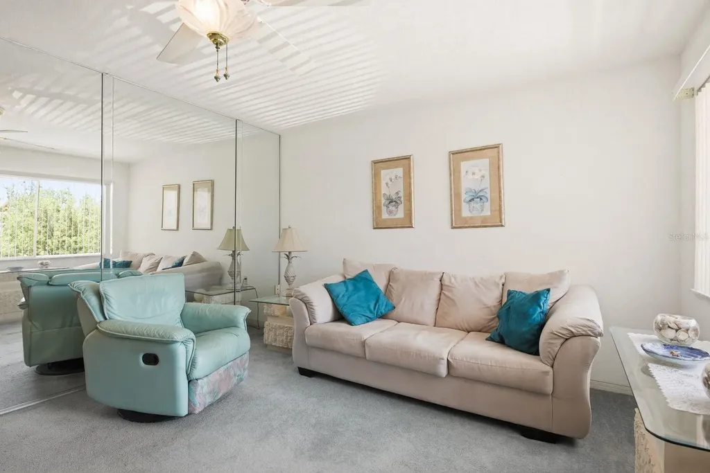 8220 112th Street Seminole FL 33772