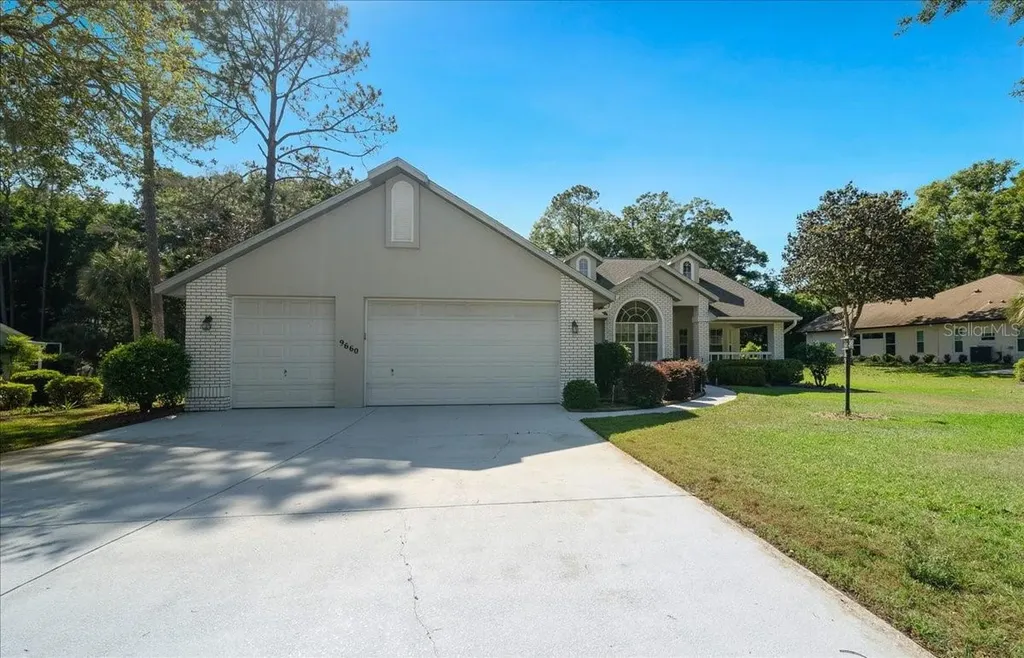 9660 SW 196th Avenue Road Dunnellon FL 34432