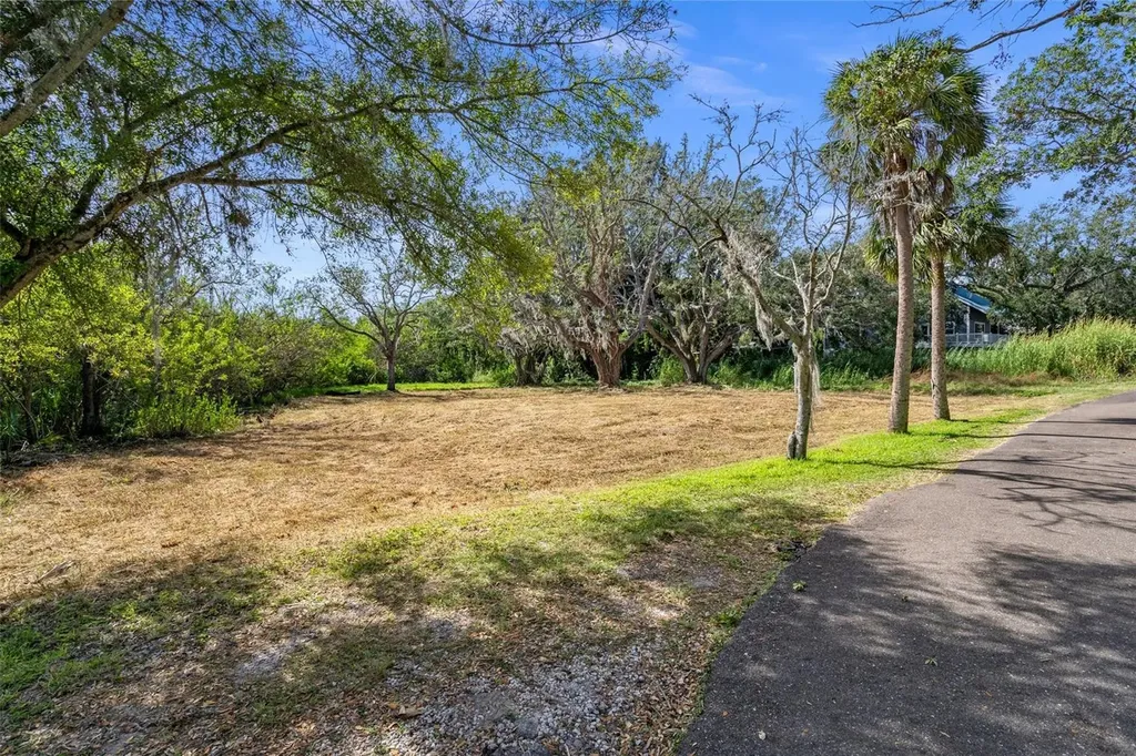Irwin Street Safety Harbor FL 34695