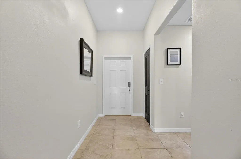 7109 Salt River Avenue Sun City Center FL 33573