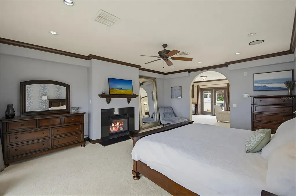 8866 Darlene Drive Orlando FL 32836