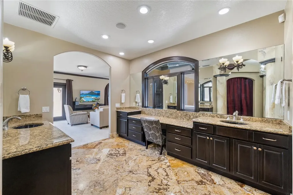 8866 Darlene Drive Orlando FL 32836