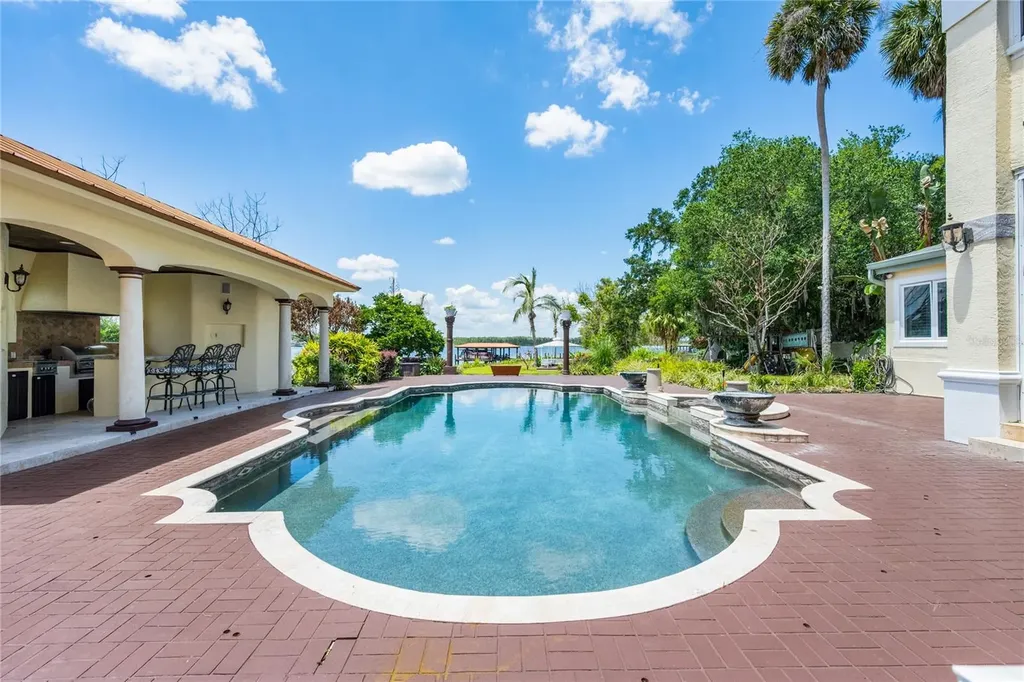 8866 Darlene Drive Orlando FL 32836