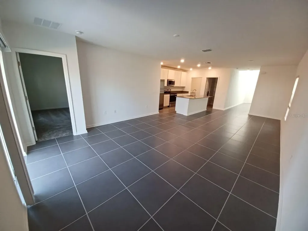 926 Jackson Avenue Davenport FL 33837