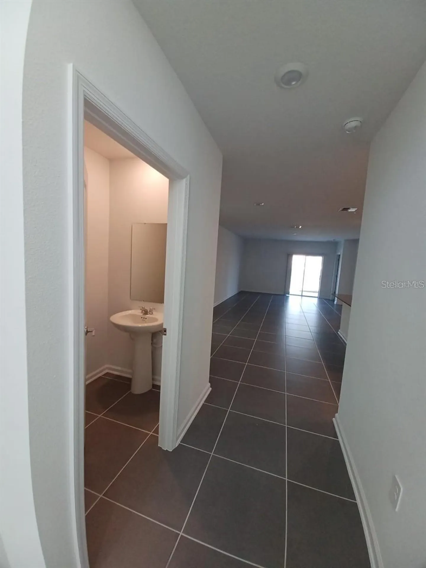 926 Jackson Avenue Davenport FL 33837