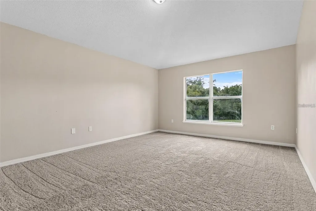 14126 Econ Woods Lane Orlando FL 32826