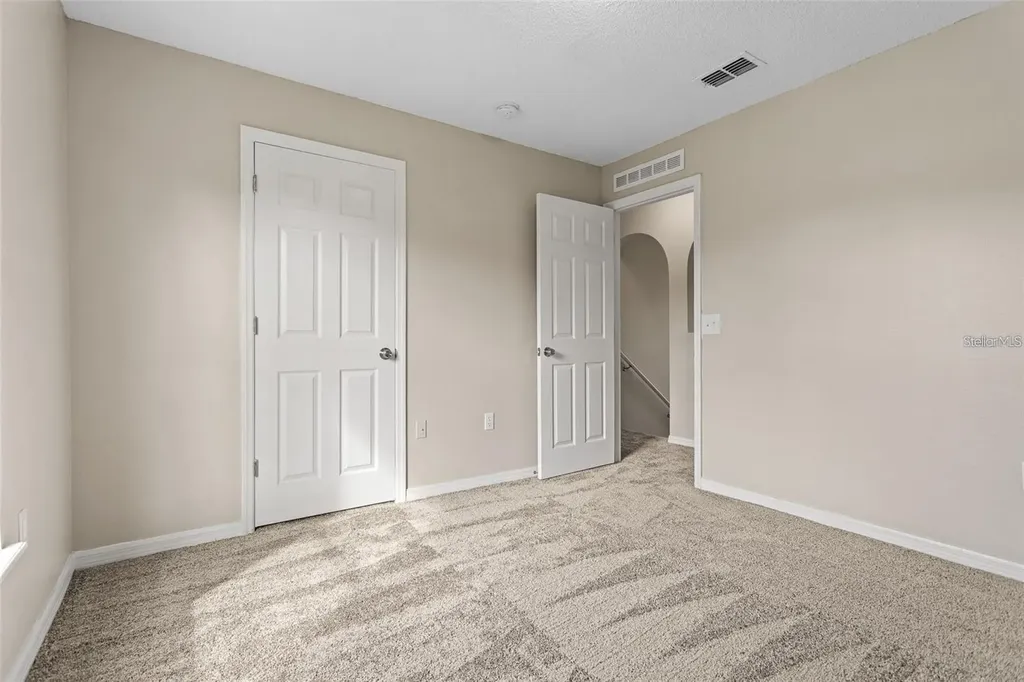 14126 Econ Woods Lane Orlando FL 32826