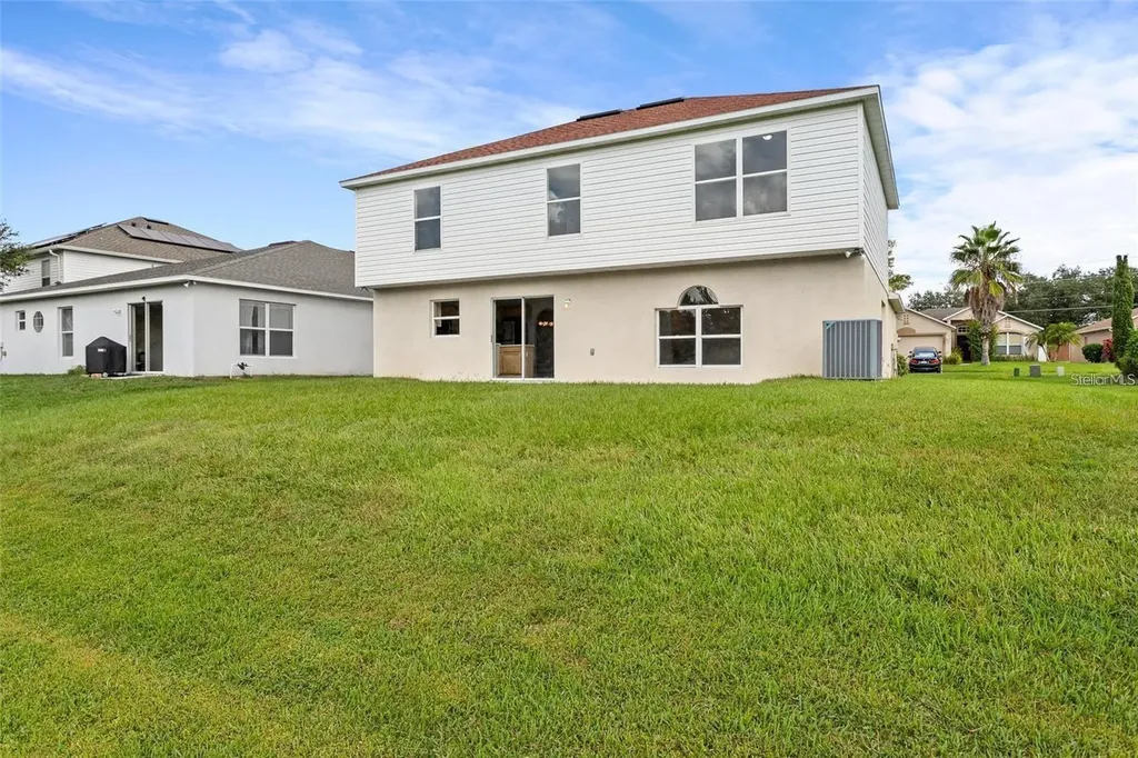 14126 Econ Woods Lane Orlando FL 32826