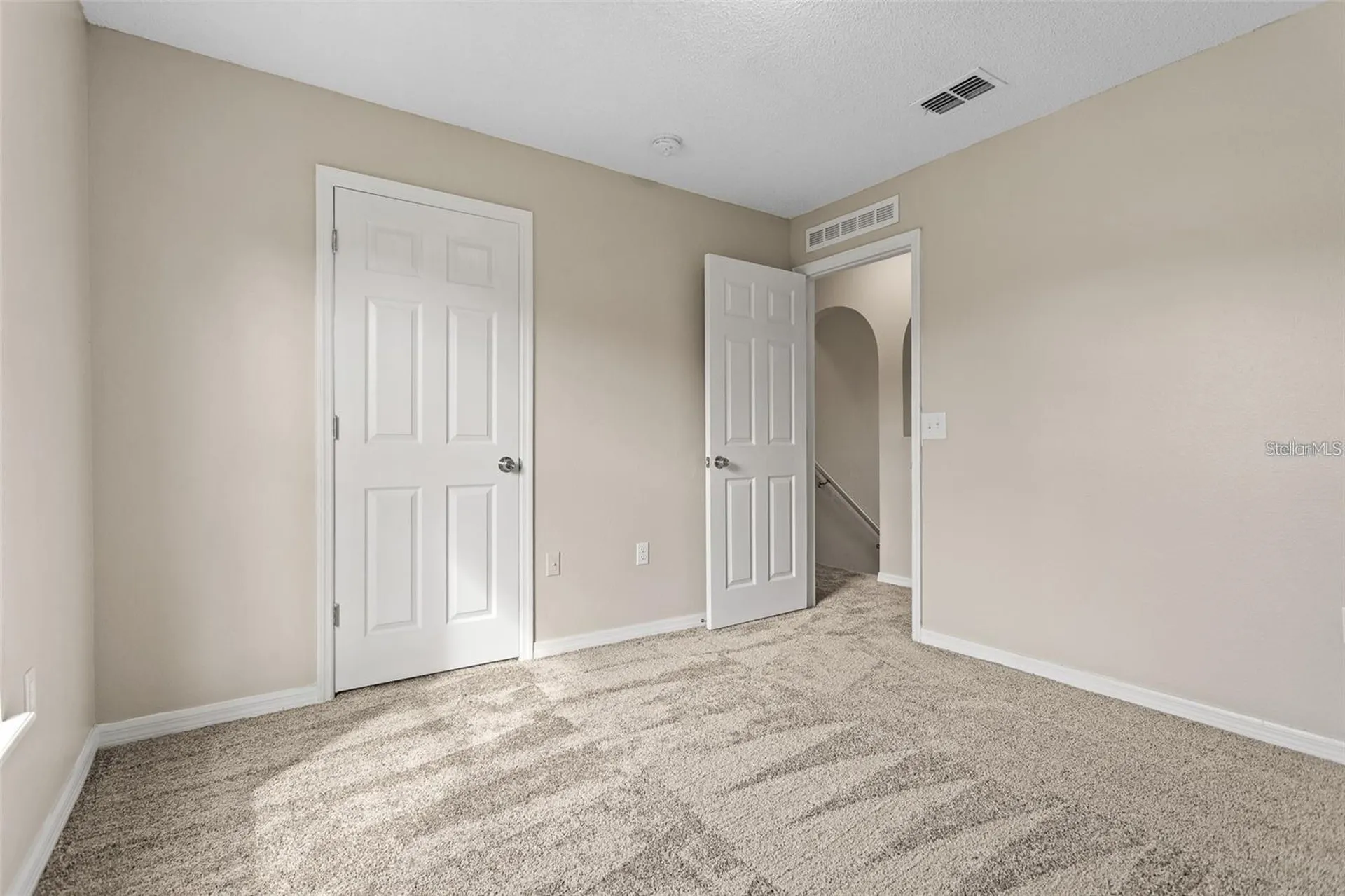 14126 Econ Woods Lane Orlando FL 32826