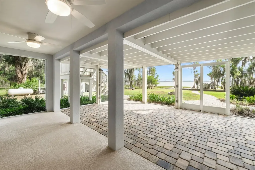 8026 NE 221st Street Melrose FL 32666