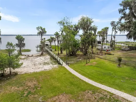 8026 NE 221st Street Melrose FL 32666