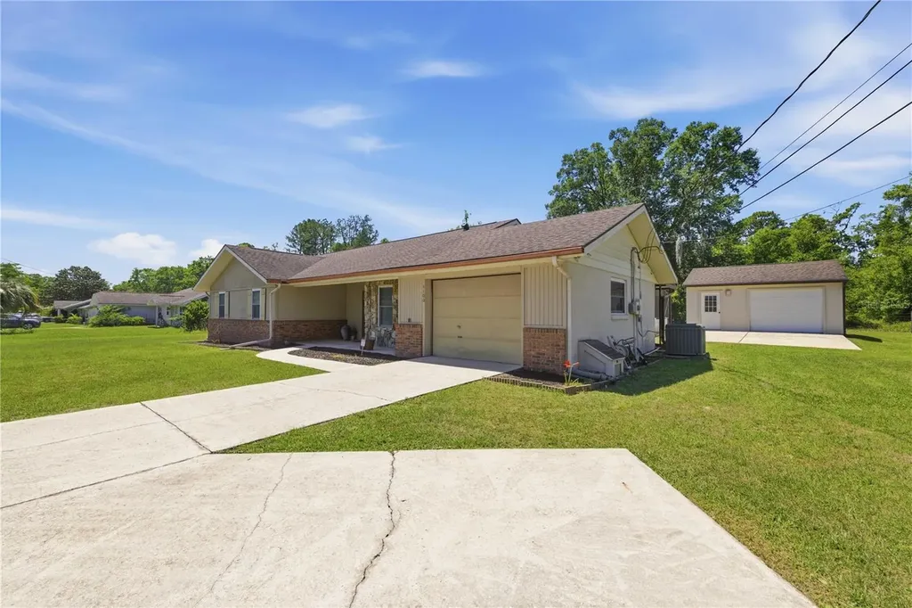 4100 NE 4th Terrace Ocala FL 34479