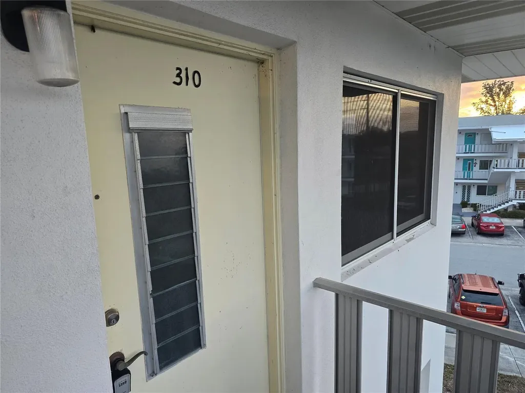 11100 86th Avenue Seminole FL 33772