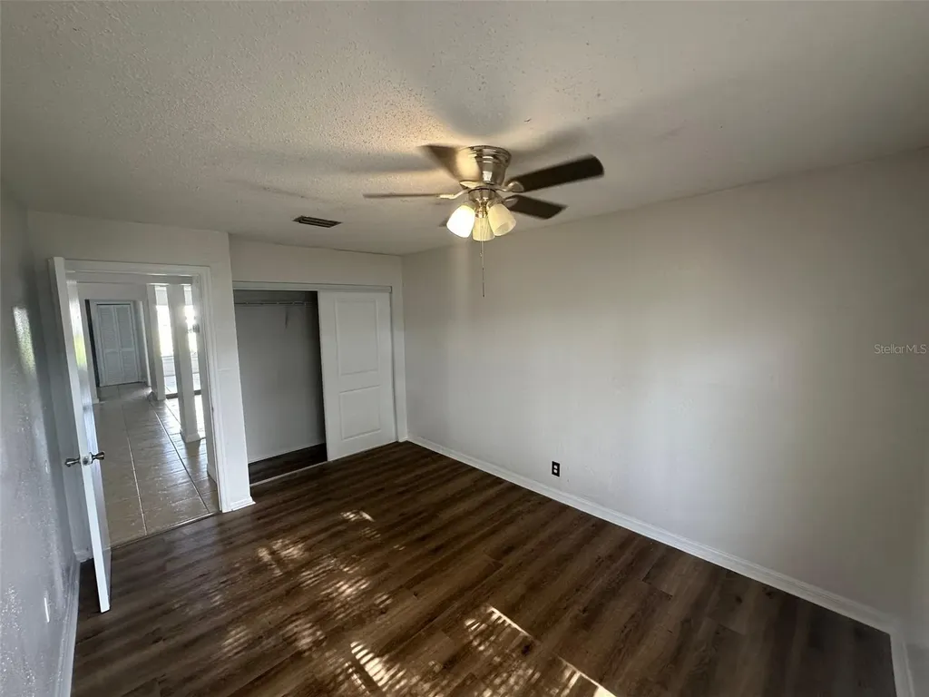 828 E Flag Lane Kissimmee FL 34759