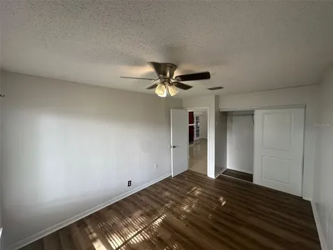 828 E Flag Lane Kissimmee FL 34759