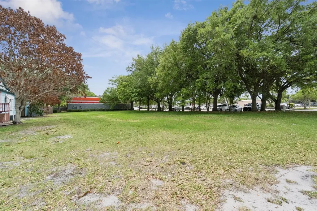 1215 Wisconsin Avenue St Cloud FL 34769