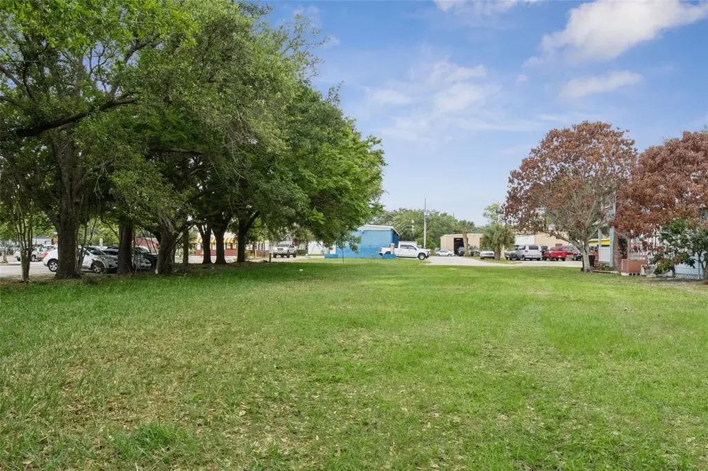 1215 Wisconsin Avenue St Cloud FL 34769