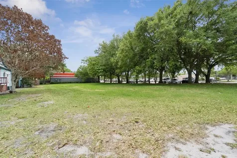 1215 Wisconsin Avenue St Cloud FL 34769