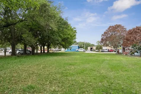 1215 Wisconsin Avenue St Cloud FL 34769