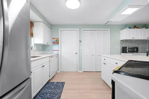 981 N Gondola Drive Venice FL 34293