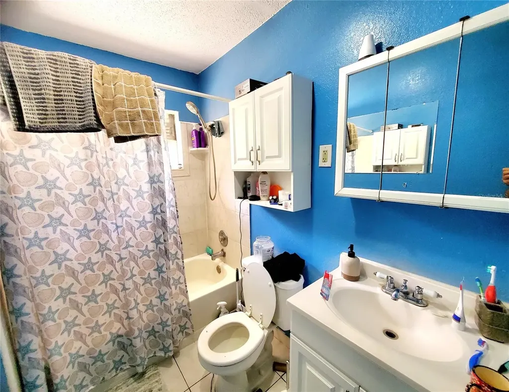 411 7th Avenue NE Largo FL 33770