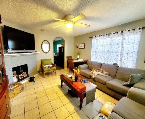 411 7th Avenue NE Largo FL 33770