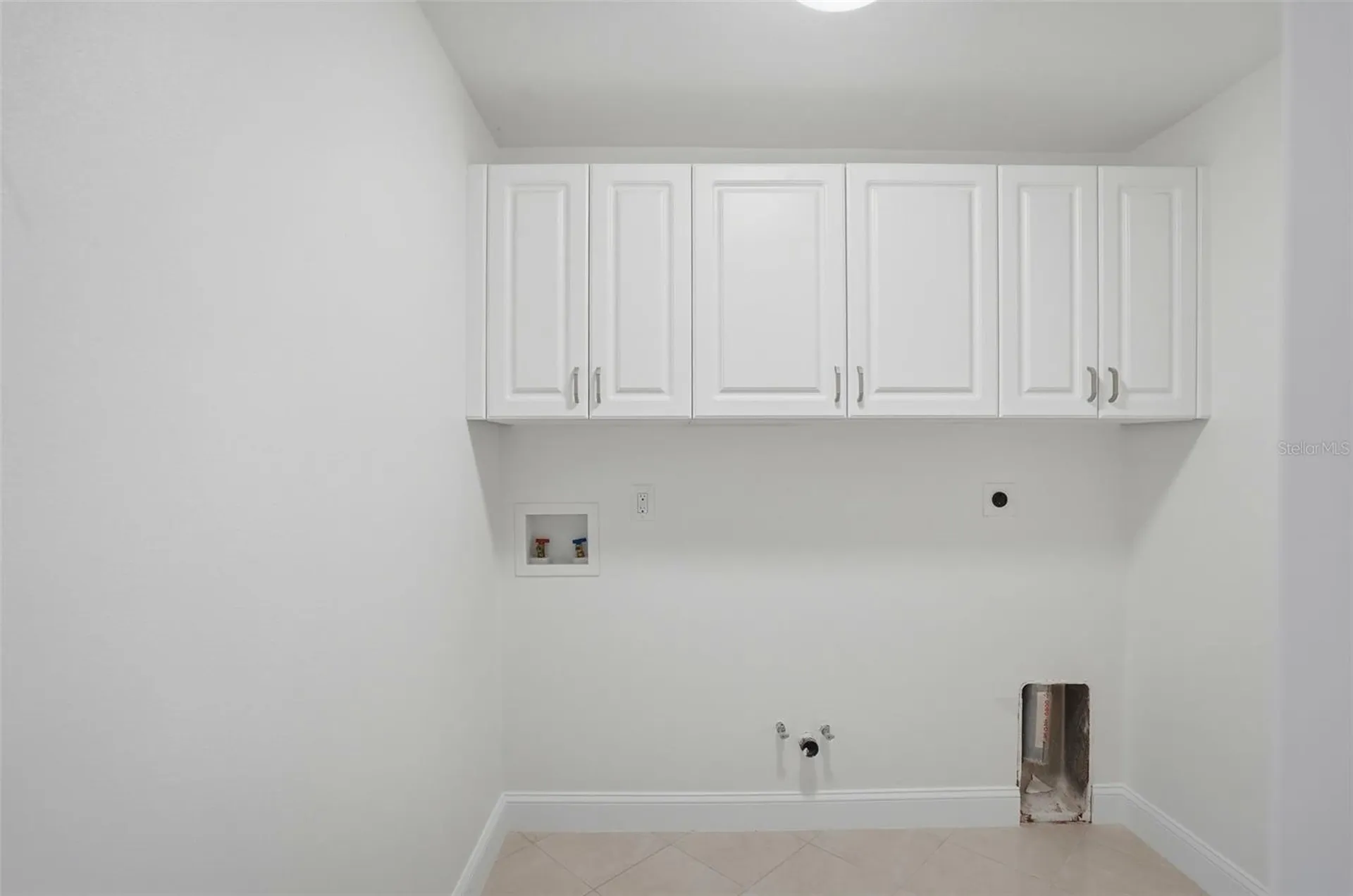7172 S Shore Drive S St Petersburg FL 33707
