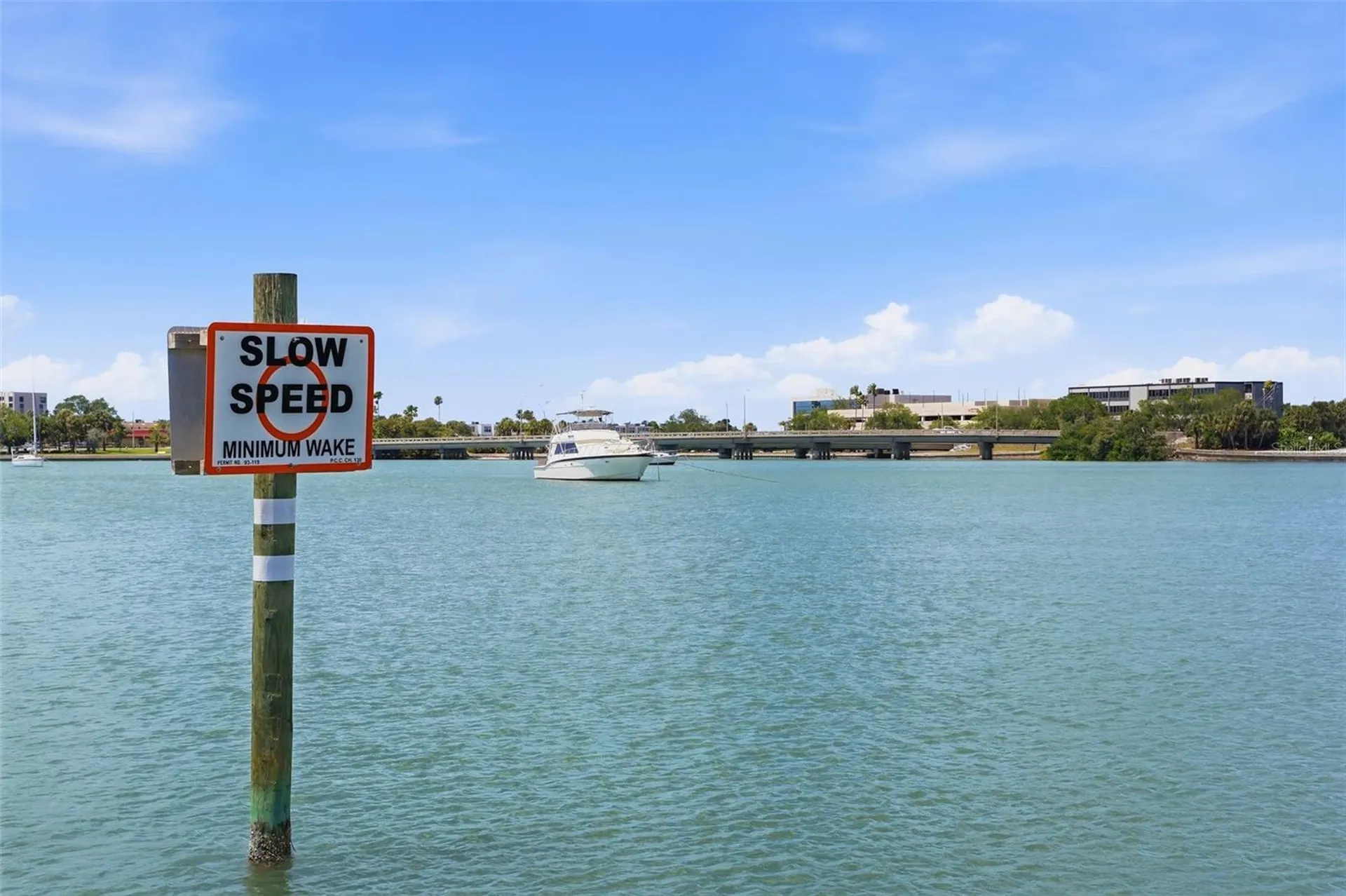 7172 S Shore Drive S St Petersburg FL 33707