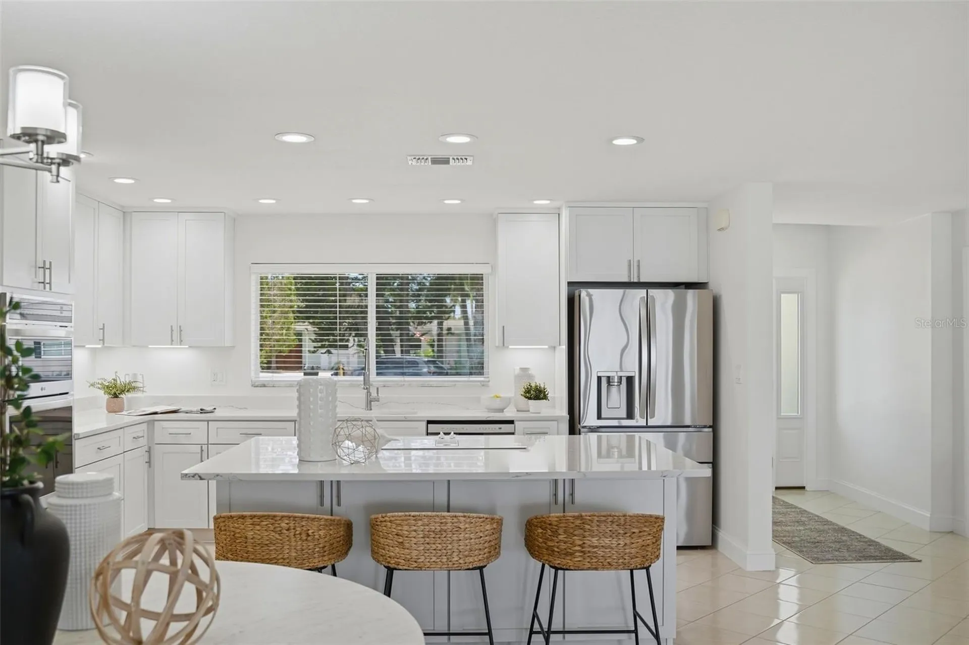 7172 S Shore Drive S St Petersburg FL 33707