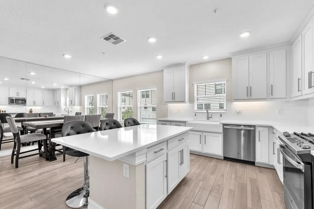 5351 Bridge Street Tampa FL 33611