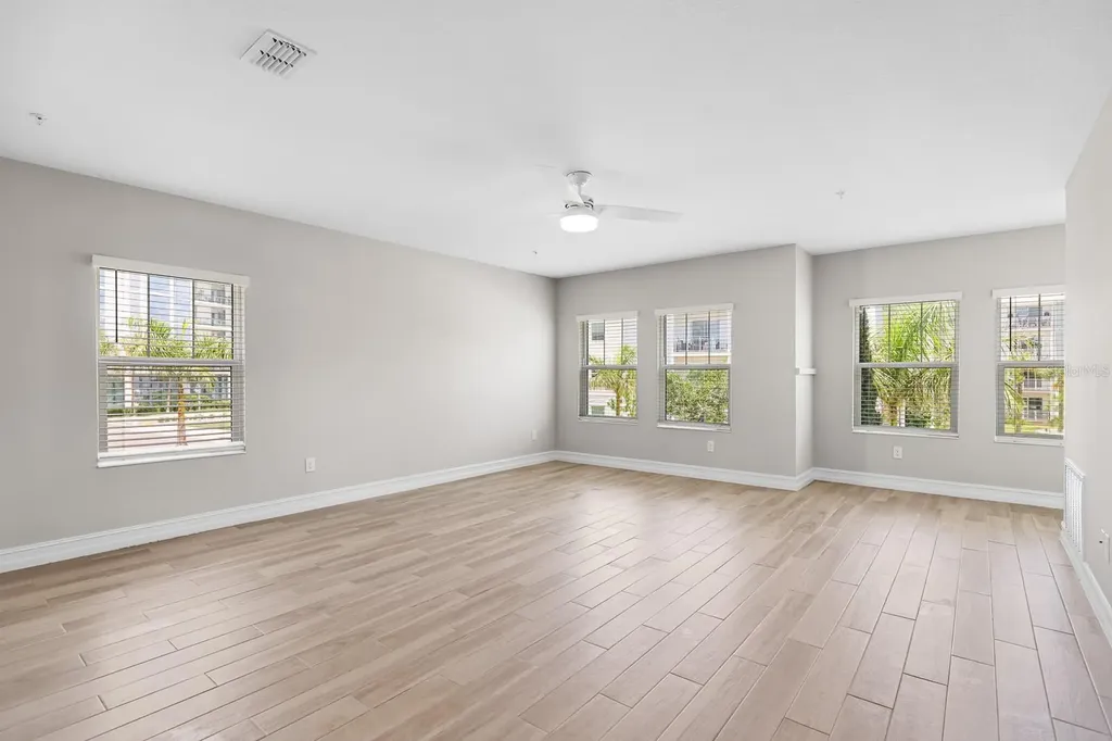 5351 Bridge Street Tampa FL 33611