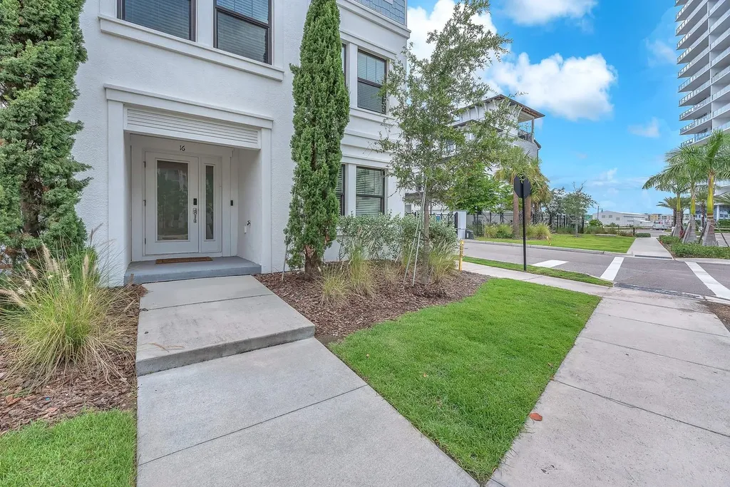 5351 Bridge Street Tampa FL 33611