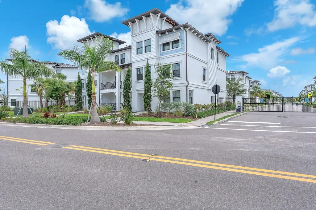 5351 Bridge Street Tampa FL 33611