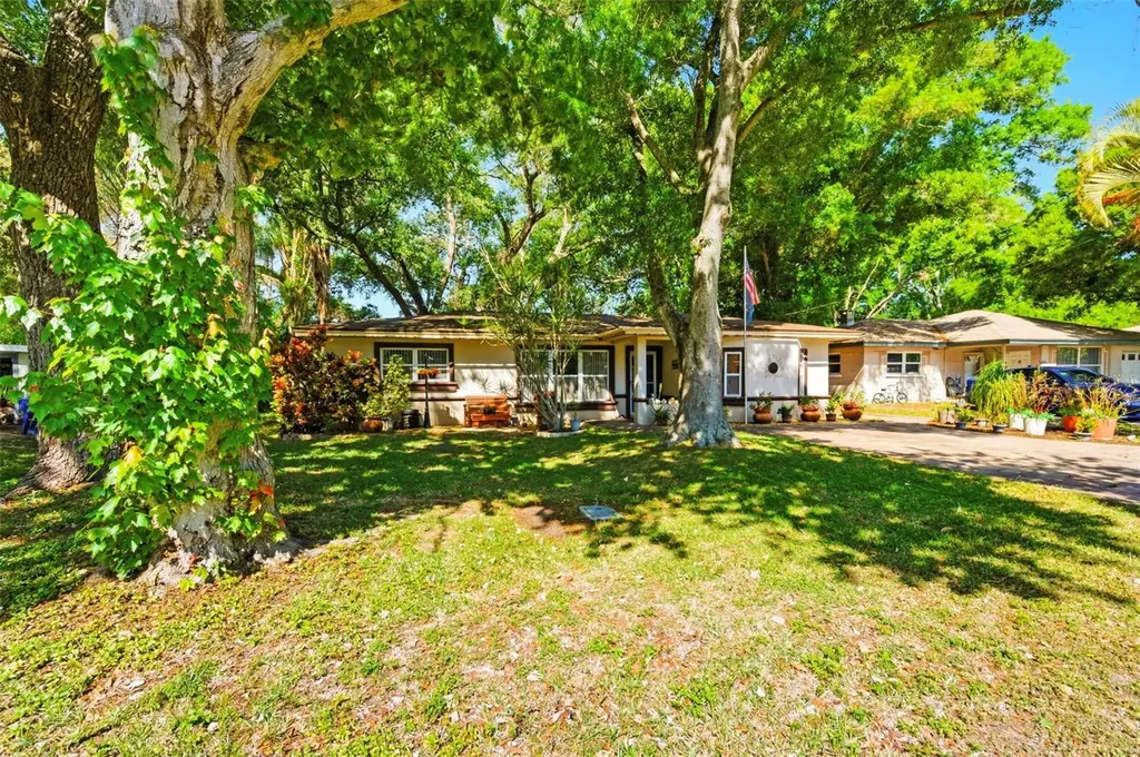 194 21st Terrace SE Largo FL 33771