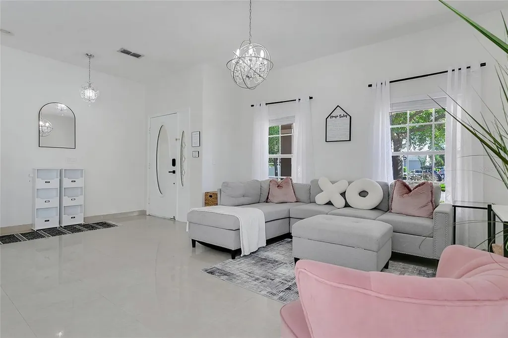 4034 Feldspar Trail Orlando FL 32826