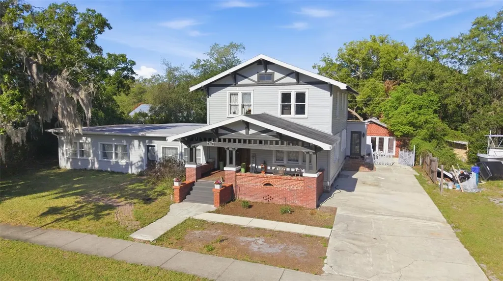 812 Sanford Avenue Sanford FL 32771