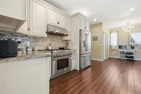 812 Sanford Avenue Sanford FL 32771