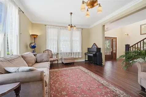 812 Sanford Avenue Sanford FL 32771