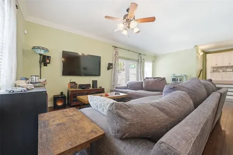 812 Sanford Avenue Sanford FL 32771