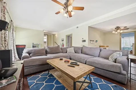 812 Sanford Avenue Sanford FL 32771