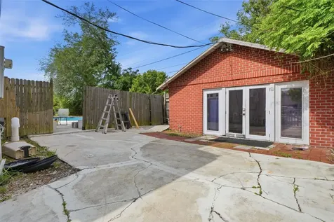 812 Sanford Avenue Sanford FL 32771