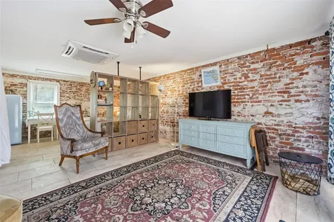 812 Sanford Avenue Sanford FL 32771