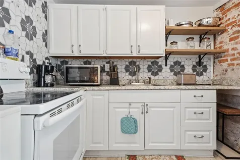 812 Sanford Avenue Sanford FL 32771