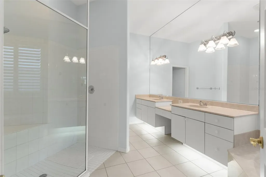 4516 Swordfish Drive Bradenton FL 34208