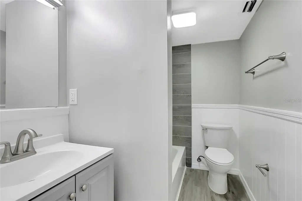 709 Russell Lane Brandon FL 33510