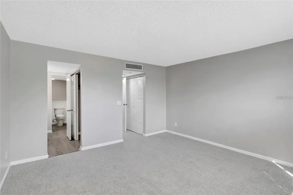 709 Russell Lane Brandon FL 33510
