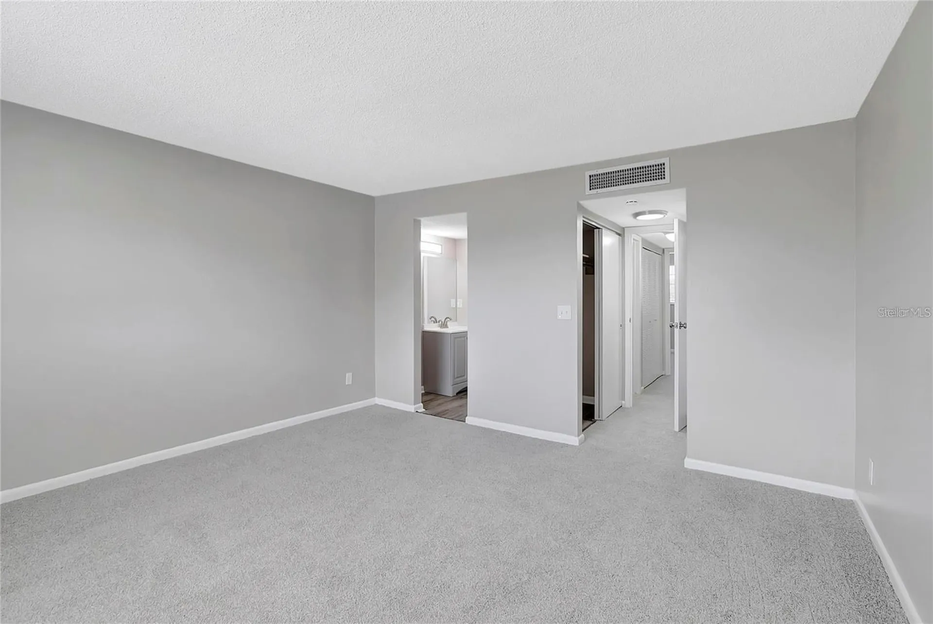 709 Russell Lane Brandon FL 33510