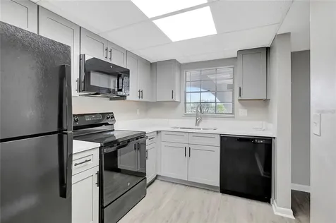 709 Russell Lane Brandon FL 33510