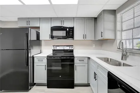 709 Russell Lane Brandon FL 33510